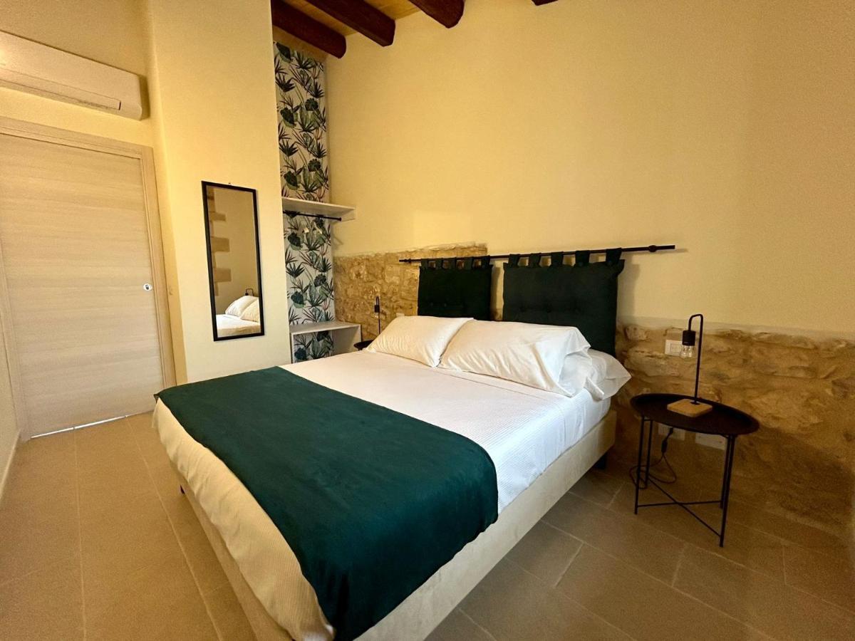 ラグーザ Borgo Monachella Bed & Breakfast エクステリア 写真