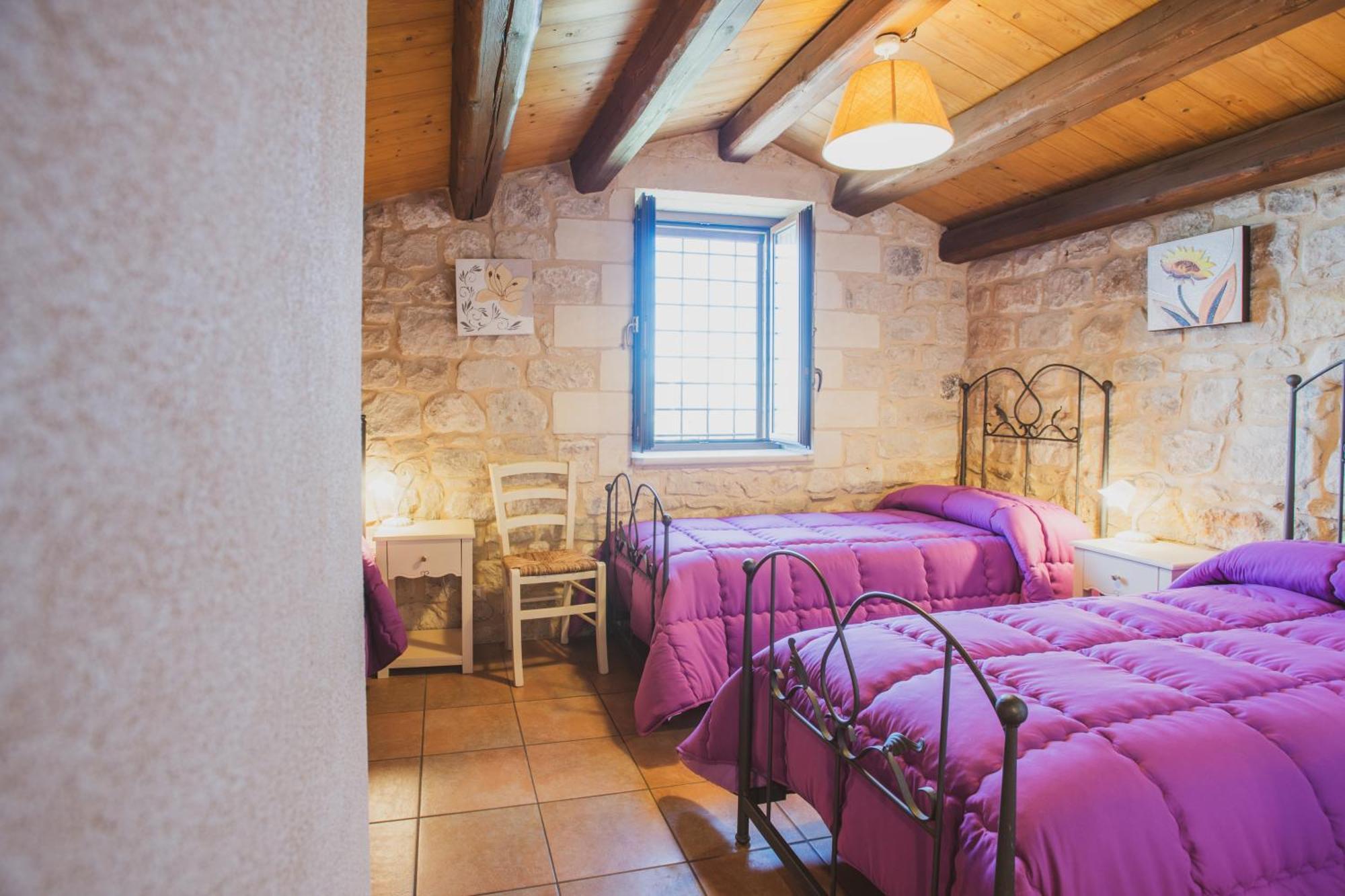 ラグーザ Borgo Monachella Bed & Breakfast 部屋 写真