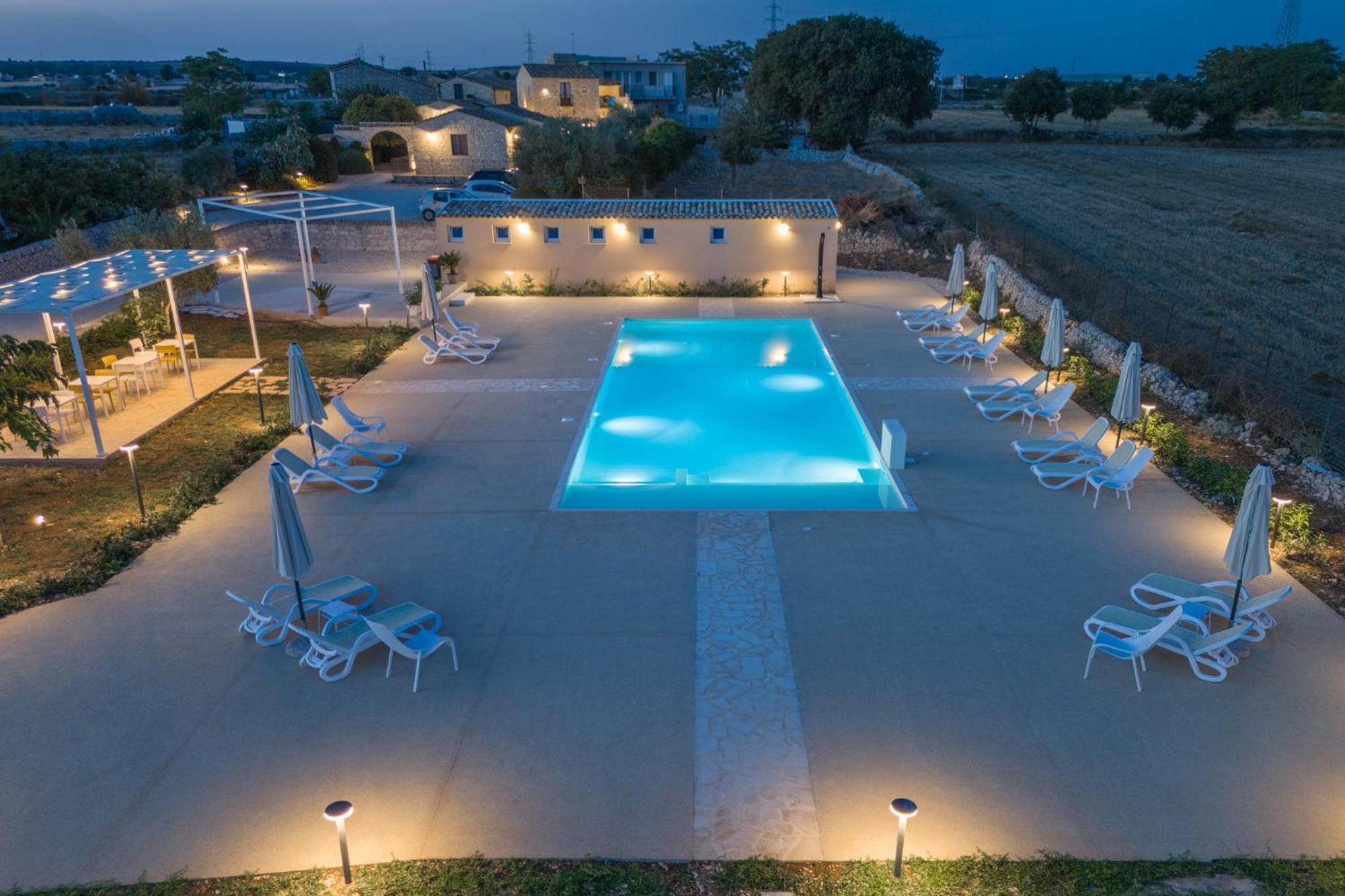 ラグーザ Borgo Monachella Bed & Breakfast エクステリア 写真