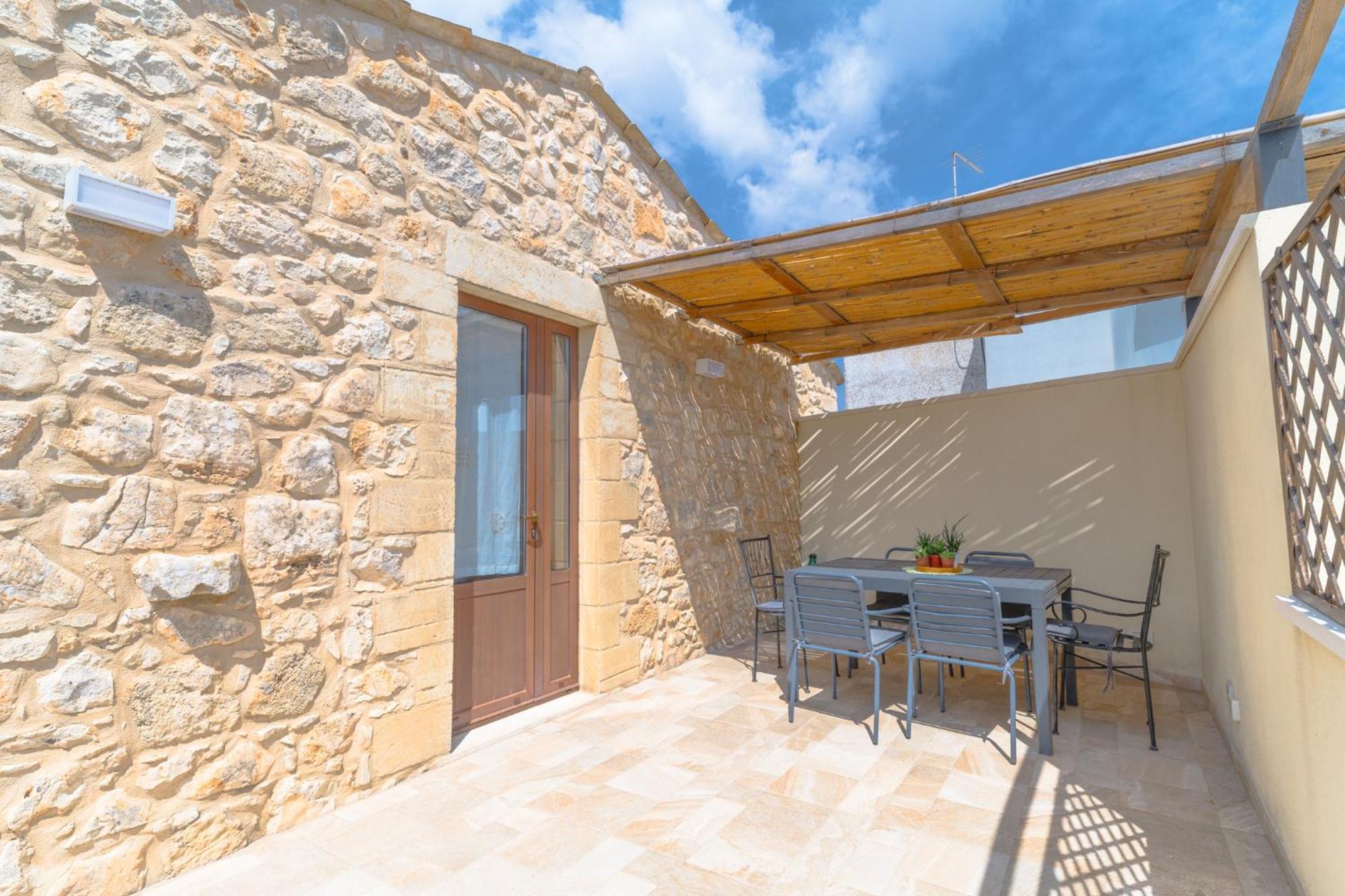 ラグーザ Borgo Monachella Bed & Breakfast 部屋 写真